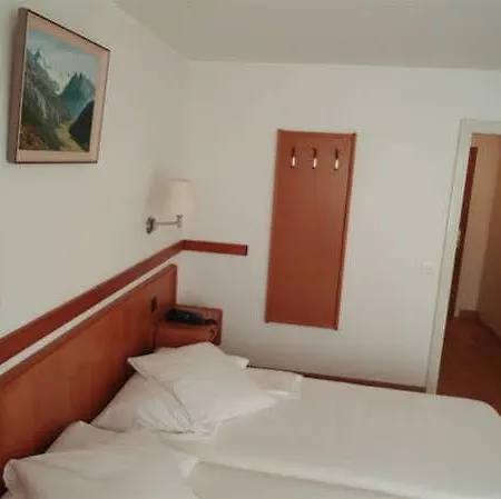 Ad'eldorado Hotel 3*