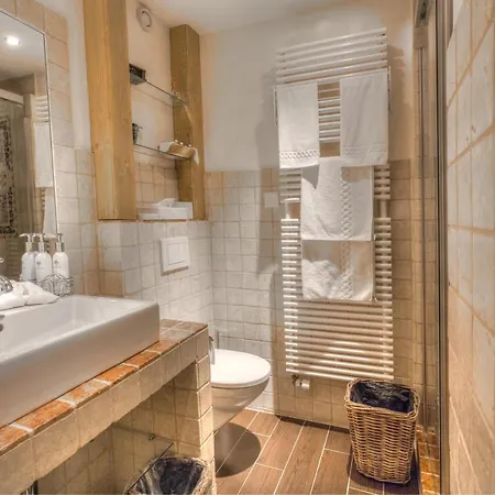 Ad'eldorado Hotel 3*