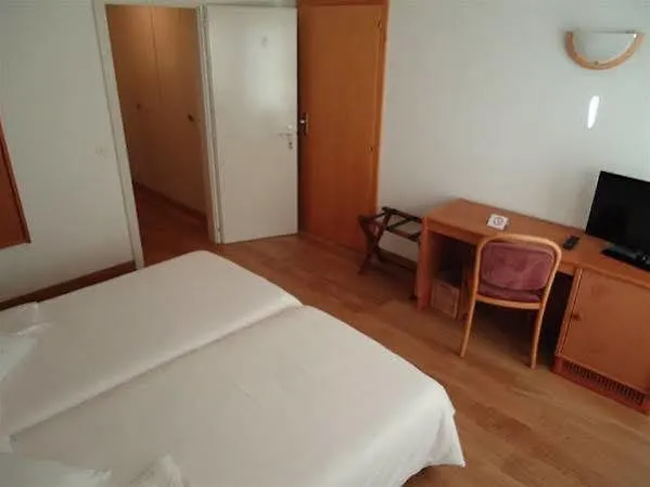 Ad'eldorado Отель Кран-Монтана